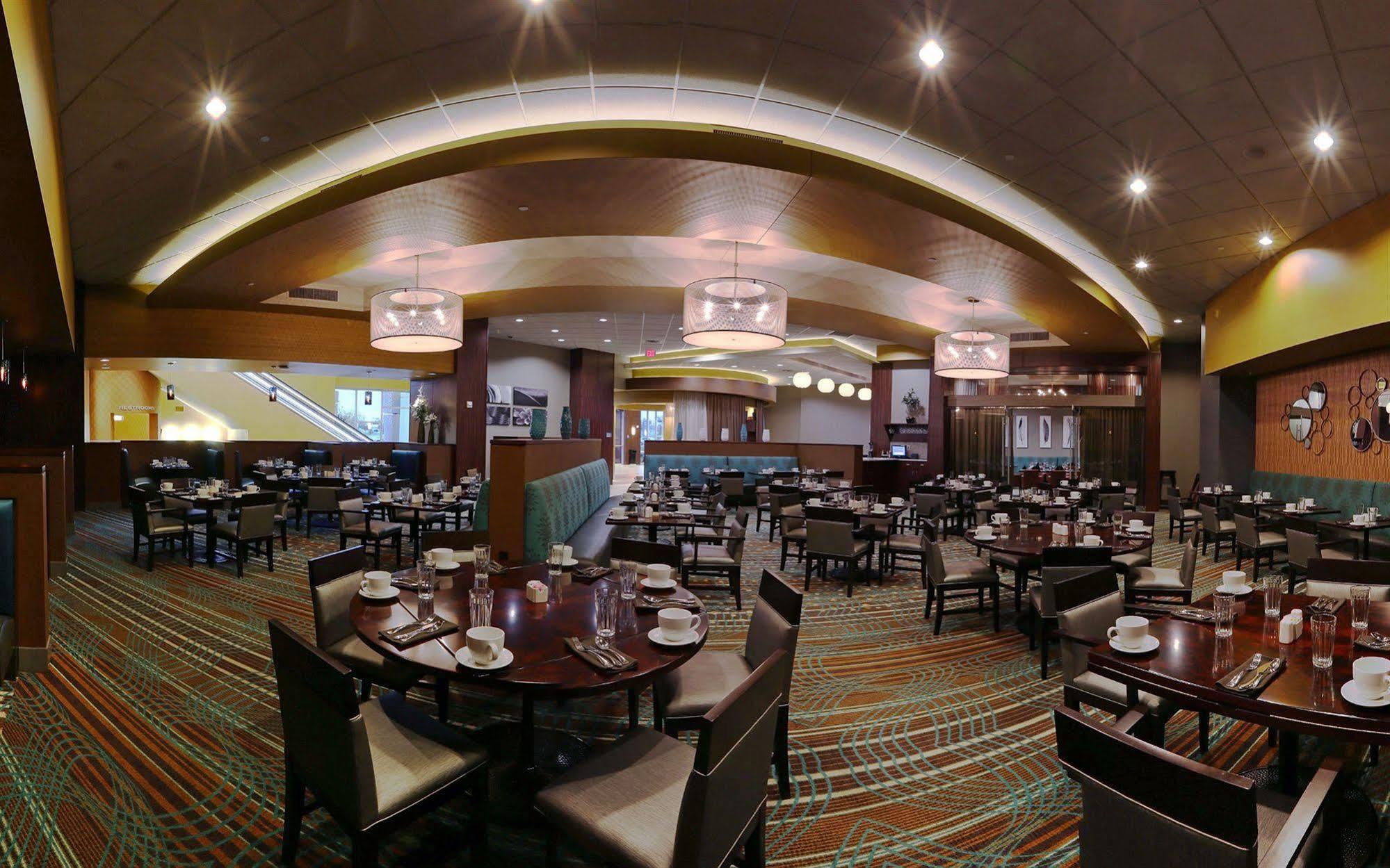 Apache Casino Hotel ロートン エクステリア 写真