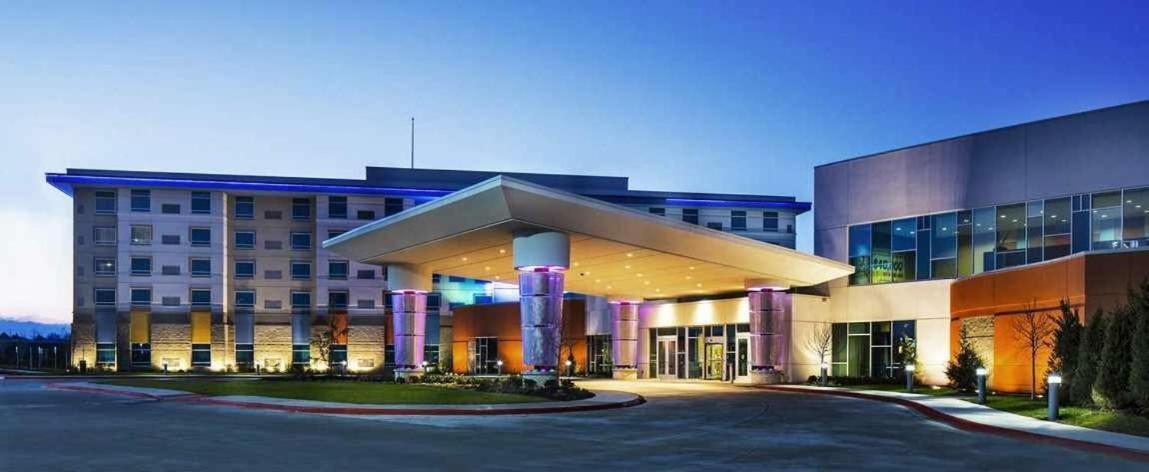 Apache Casino Hotel ロートン エクステリア 写真