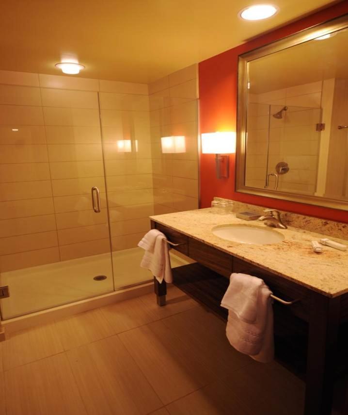 Apache Casino Hotel ロートン エクステリア 写真